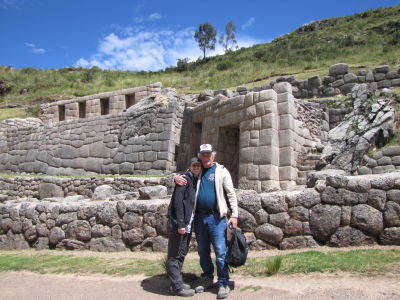 Shannon and Bob at Tambomachay ruins
