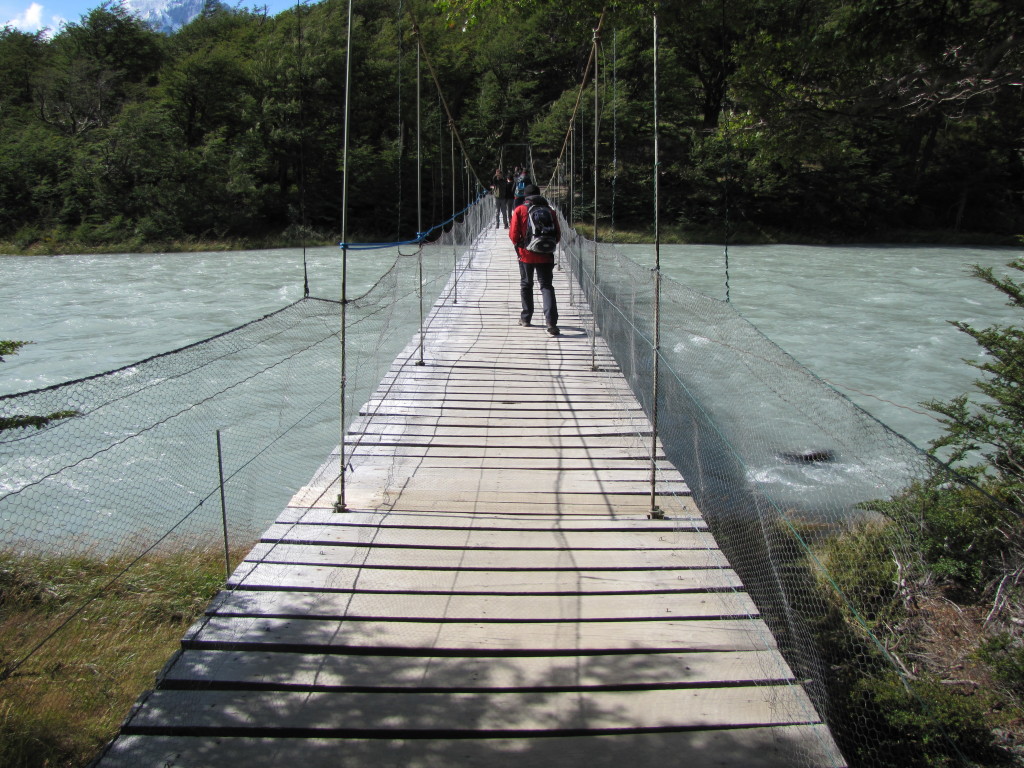 Suspension bridge on the way to Grey glaciar